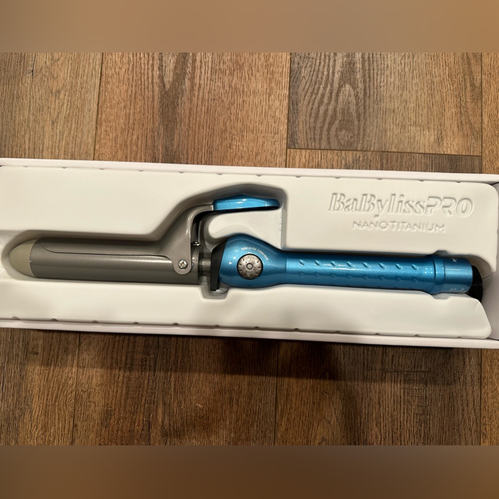 BaByllissPro curling iron
